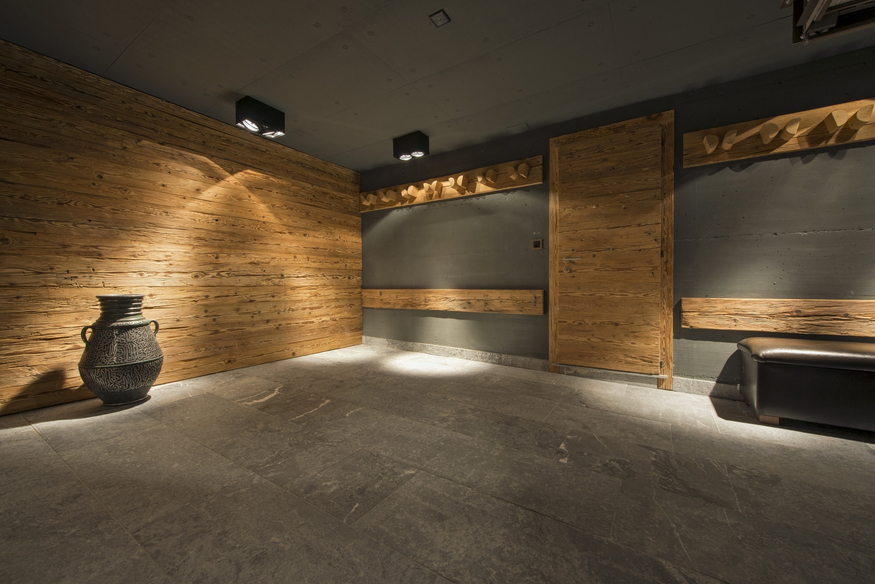 chalet-alpin-roc-verbier-parking-interieur-vue-2-32.jpg