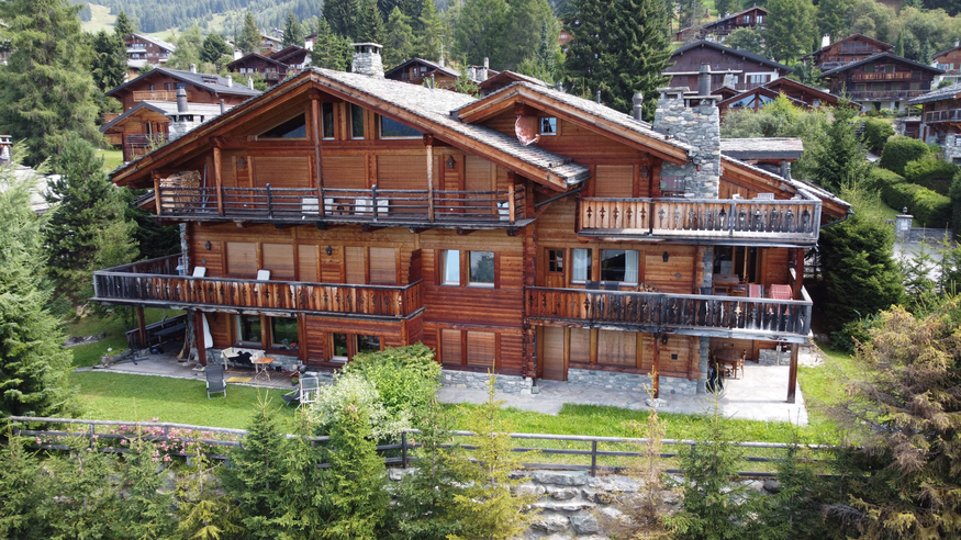 appartement-ecureuil-119-verbier-facade-residence-18.jpg