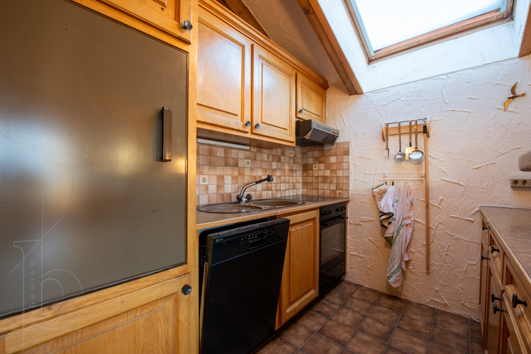 appartement-capricorne-114-verbier-cuisine-equipee-06.jpg