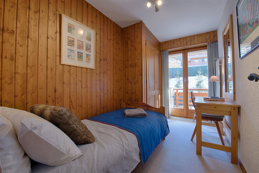 appartement-flaminia-118-verbier-chambre-lumineuse-08.jpg