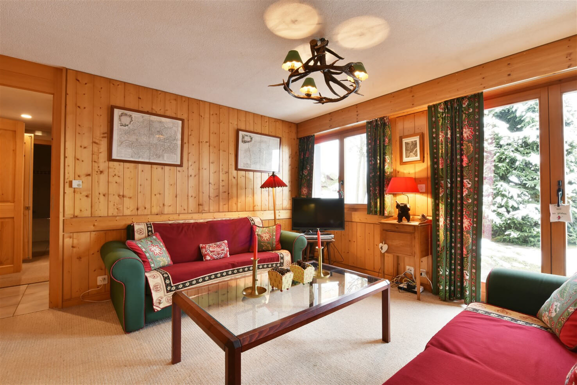 appartement-plein-ciel-119-verbier-salon-lumineux-01.jpg