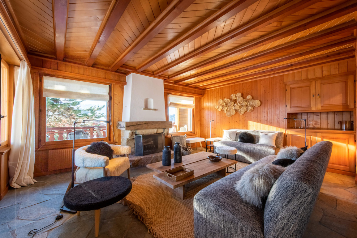 chalet-sunbeam-verbier-sejour-salon-vue-ensemble-01.jpg