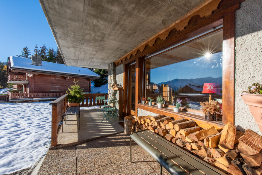 chalet-verseau-15-verbier-terrasse-couverte-bois-neige-11.jpg