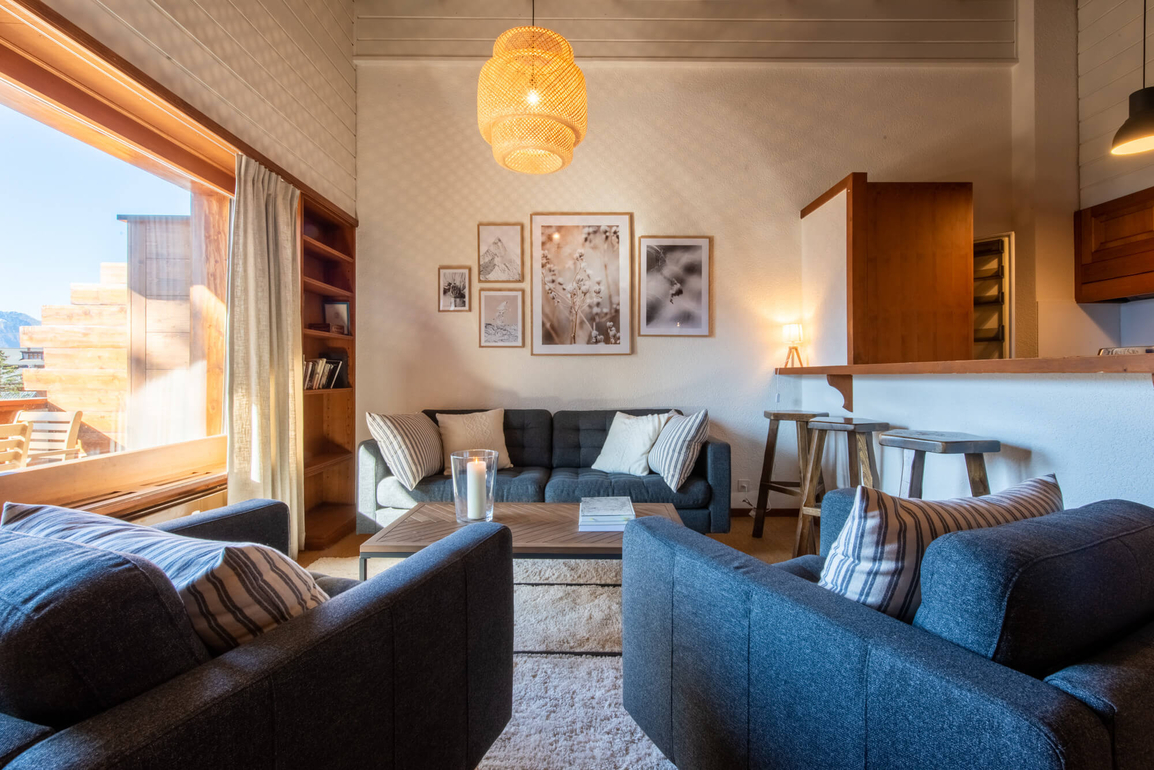 appartement-preles-223-verbier-salon-bar-03.jpg