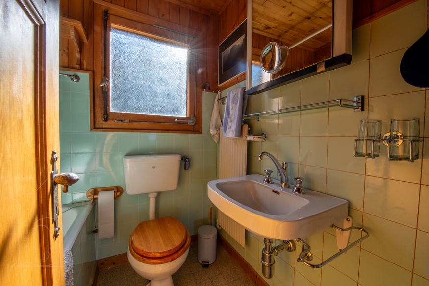 appartement-airelles-1er-verbier-salle-de-bain-lavabo-11.jpg