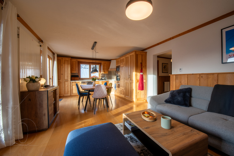 appartement-grande-journee-4-verbier-coin-detente-tv-05.jpg