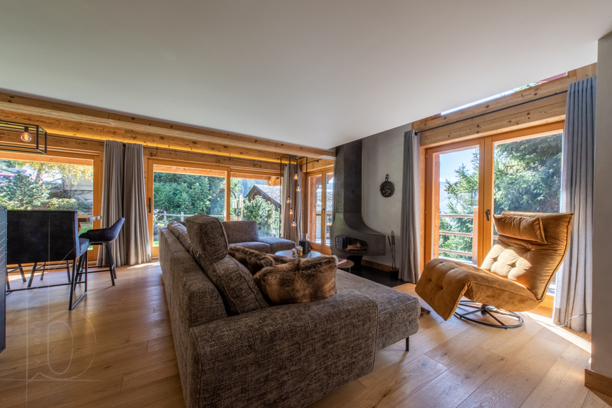 chalet-clambinet-verbier-salon-vue-fenetres-09.jpg
