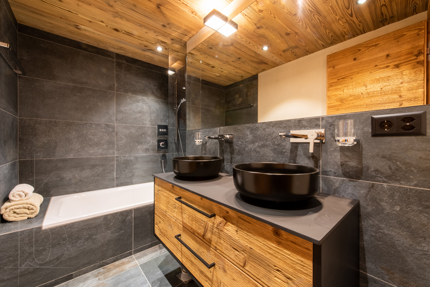 appartement-grand-cirque-verbier-salle-de-bain-baignoire-23.jpg