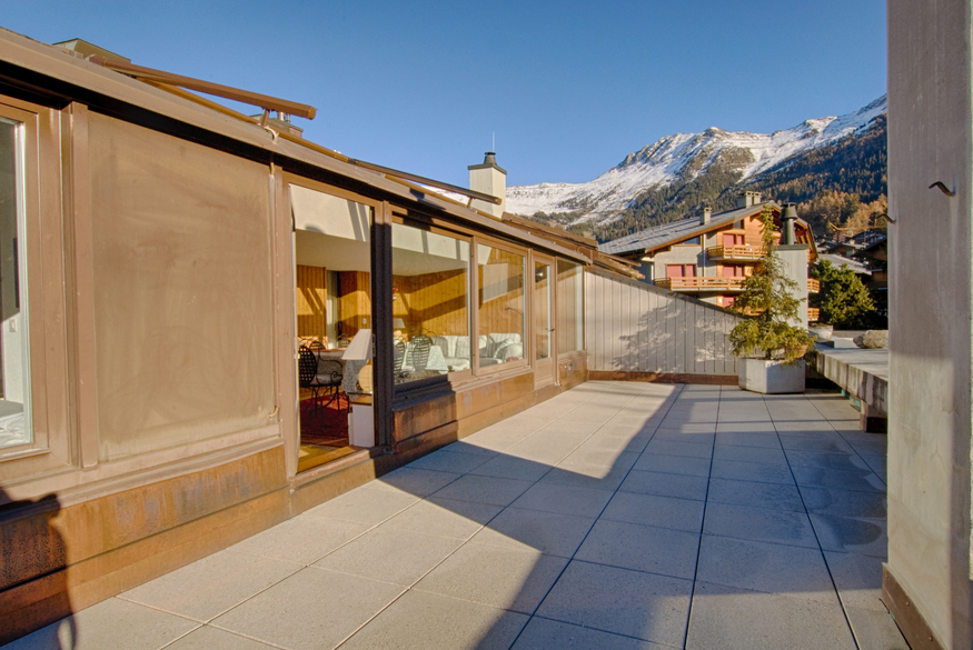appartement-les-seracs-44-verbier-terrasse-toits-10.jpg