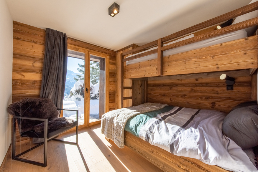 chalet-cortil-verbier-chambre-vue-ensemble-10.jpg