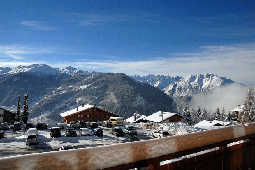 appartement-argousier-302-verbier-vue-hiver-11.jpg