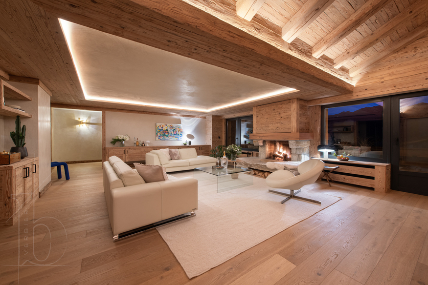 appartement-madelia-verbier-salon-soiree-tv-07.jpg
