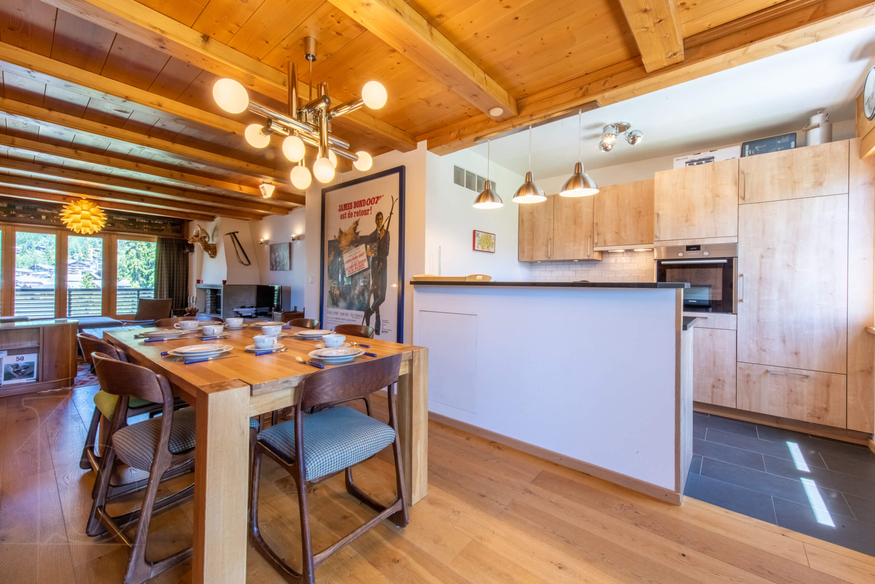 appartement-girolles-a64-verbier-salle-a-manger-vue-ensemble-10.jpg