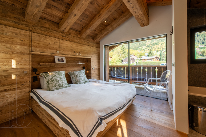chalet-mon-ronron-verbier-chambre-double-acces-balcon-12.jpg