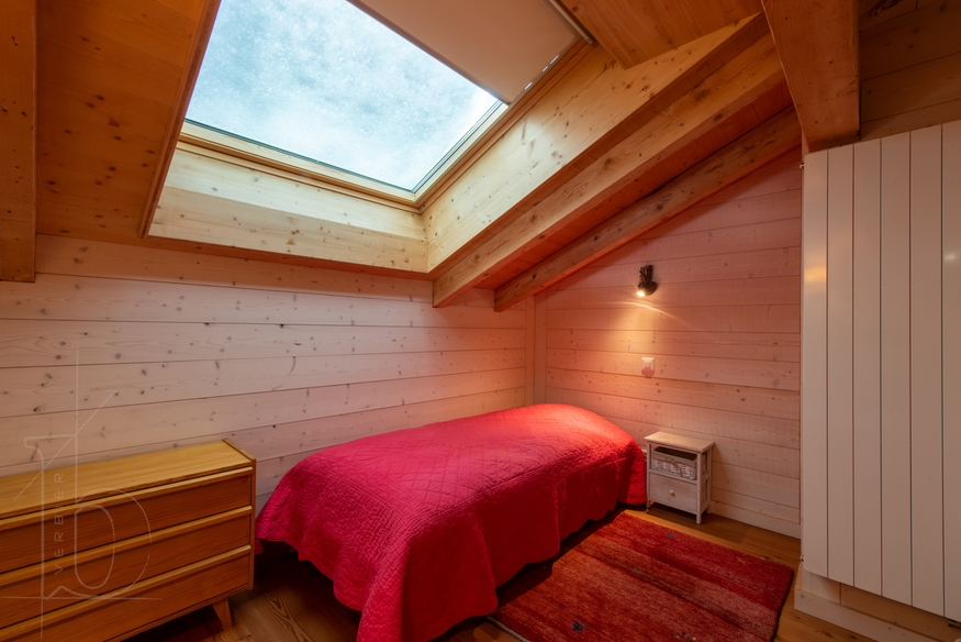 chalet-la-cigale-verbier-fenetre-de-toit-espace-nuit-11.jpg