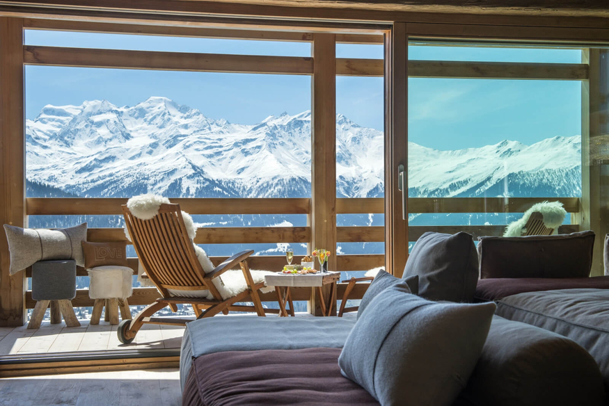 chalet-alpin-roc-verbier-salon-vue-terrasse-22.jpg