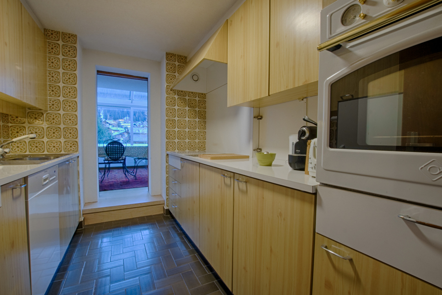appartement-les-seracs-44-verbier-cuisine-equipee-14.jpg