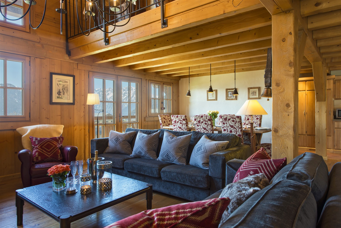 chalet-5-roses-verbier-salon-canapes-02.jpg