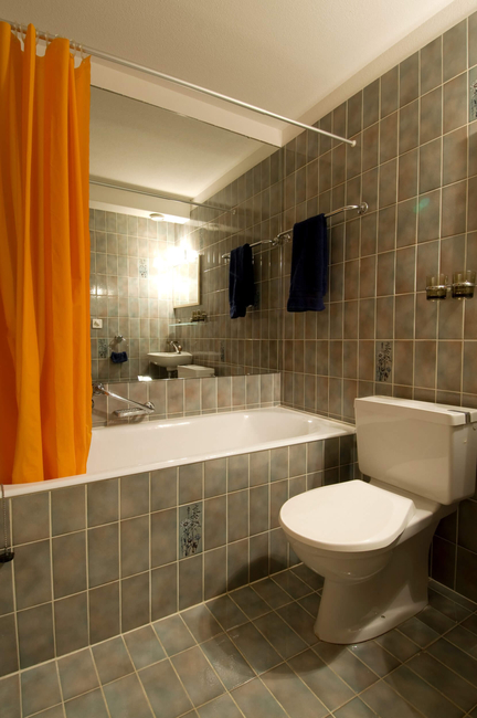 appartement-flaminia-014-verbier-salle-de-bain-baignoire-12.jpg