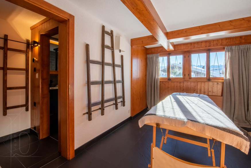chalet-sunbeam-verbier-chambre-coin-bureau-16.jpg