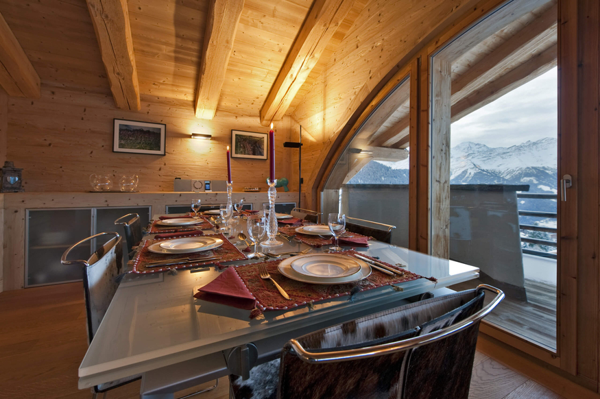 appartement-airview-203-verbier-table-dressee-10.jpg