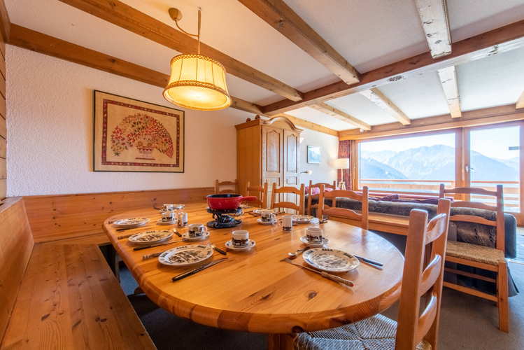 appartement-flaminia-221-verbier-table-a-manger-05.jpg