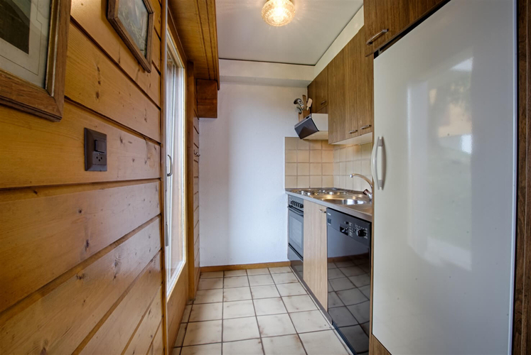 appartement-pelican-048-verbier-cuisine-fonctionnelle-06.jpg