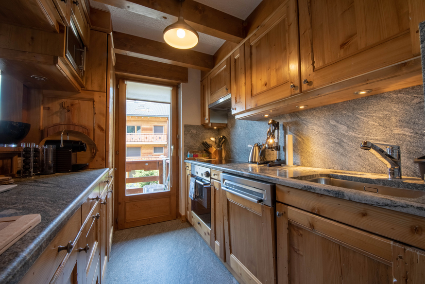 appartement-madelia-221-verbier-cuisine-equipee-07.jpg