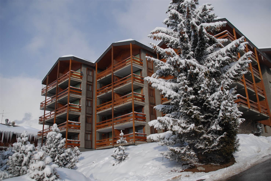 appartement-ambassador-306-verbier-exterieur-residence-hiver-11.jpg