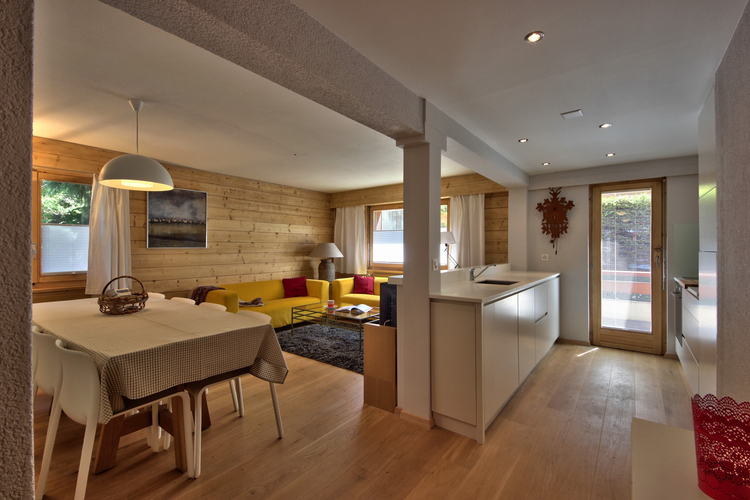 appartement-flaminia-012-verbier-piece-de-vie-04.jpg