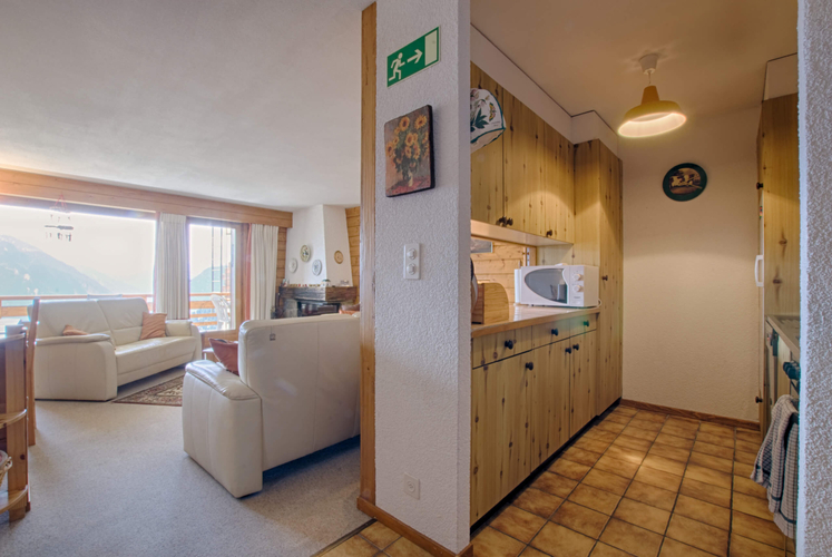 appartement-flaminia-117-verbier-cuisine-fonctionnelle-04.jpg