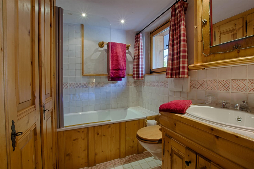 appartement-praz-torrent-212-verbier-salle-de-bain-baignoire-09.jpg