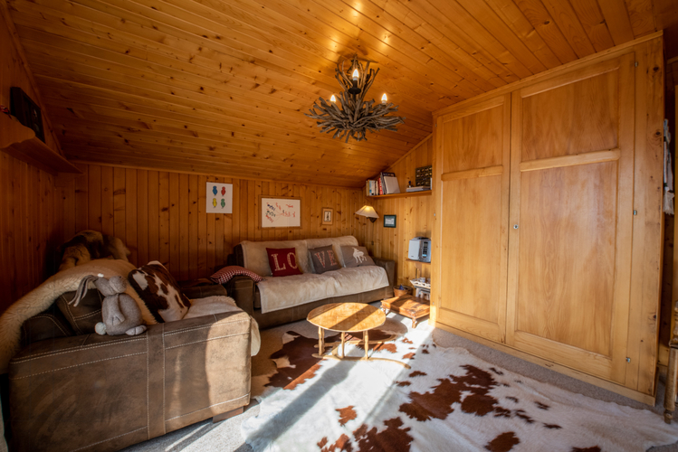 appartement-airelles-combles-verbier-salon-coin-canape-04.jpg