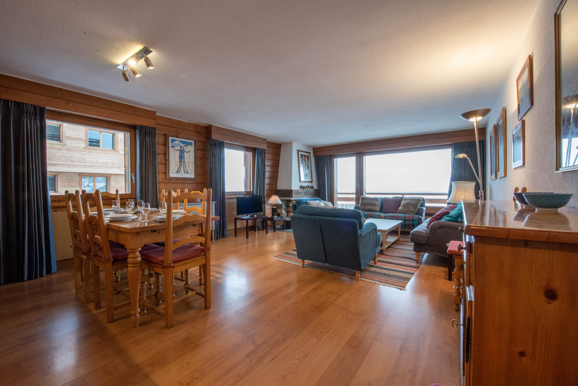 appartement-flaminia-118-verbier-piece-de-vie-02.jpg
