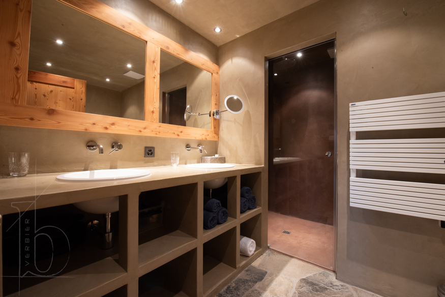 chalet-tanios-verbier-double-vasque-salle-de-bain-21.jpg