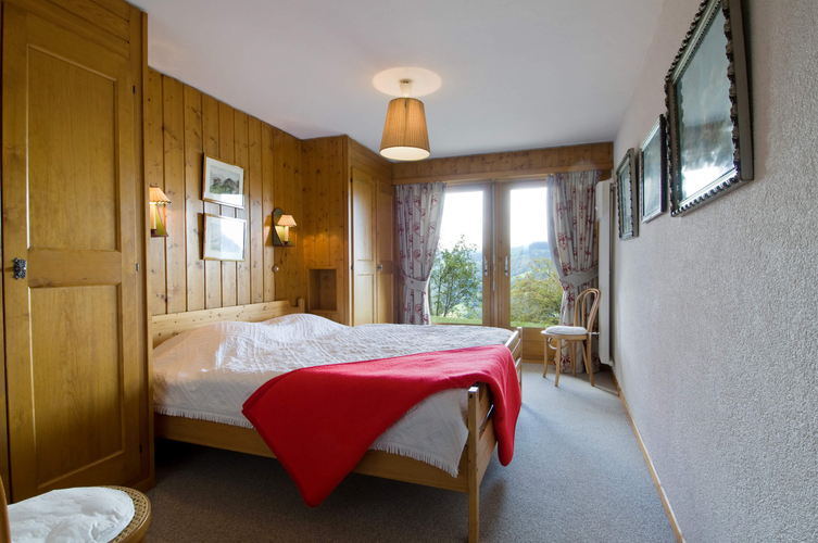 appartement-pelican-049-verbier-chambre-lit-double-05.jpg