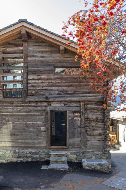 chalet-nangi-verbier-facade-chalet-detail-14.jpg
