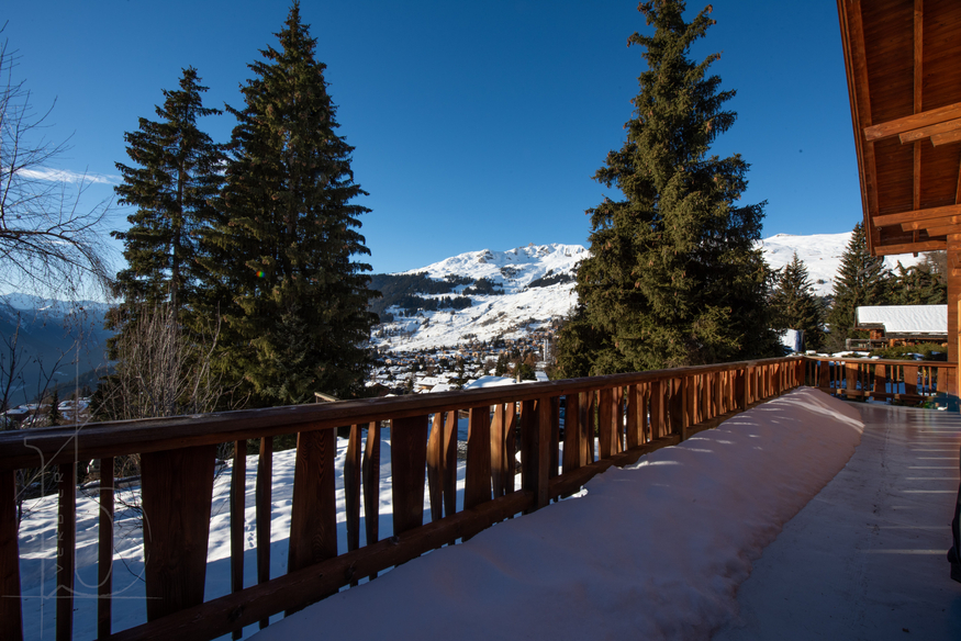 chalet-la-cigale-verbier-terrasse-bois-vue-alpes-14.jpg