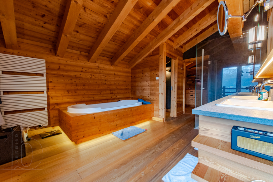 chalet-tanios-verbier-salle-de-jeux-sous-combles-13.jpg